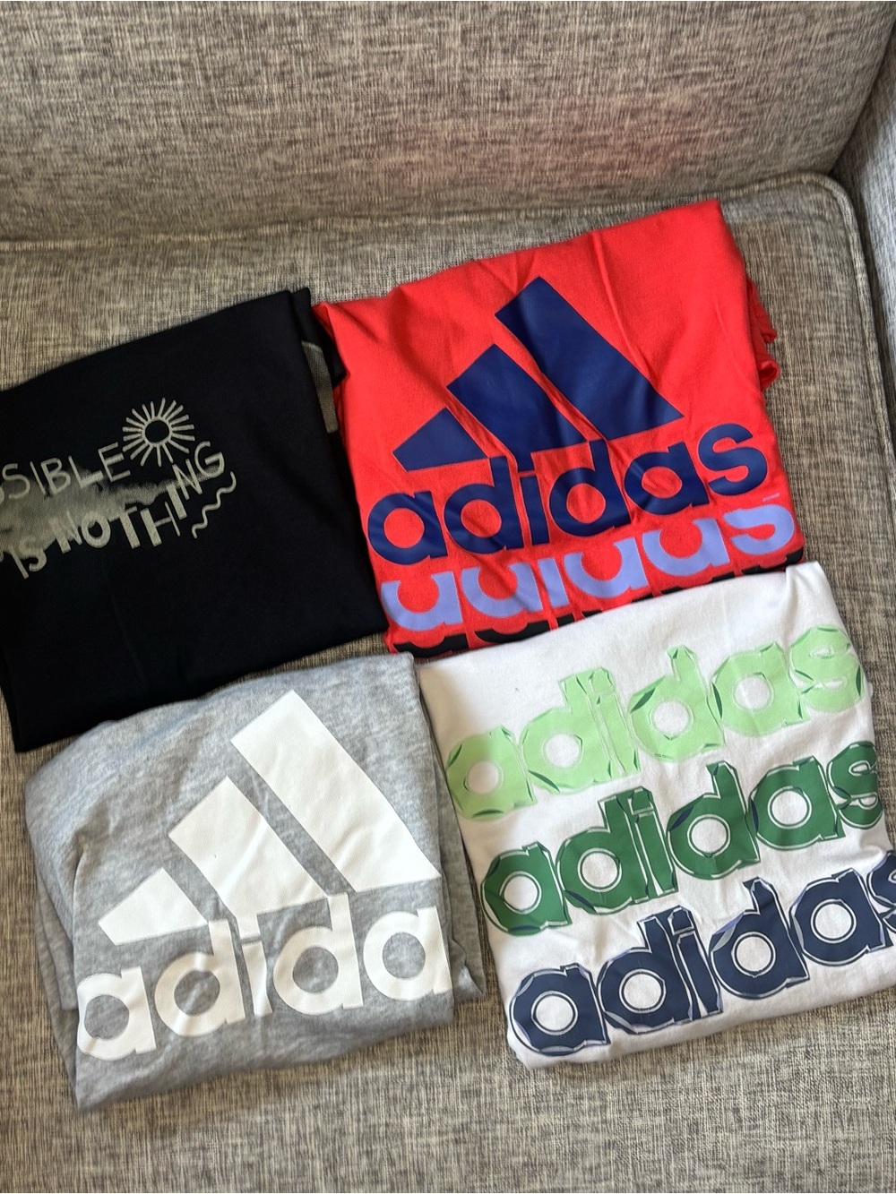 adidas Boy’s Graphic Tee Bundle - Red, Black, Gray, White - size Small